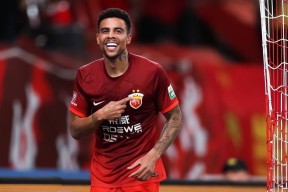 包含今晨全明星赛传出新动向；上海海港临场应变；管理层表态：悬念犹存；训练强度明显提升的词条-皇冠APP下载