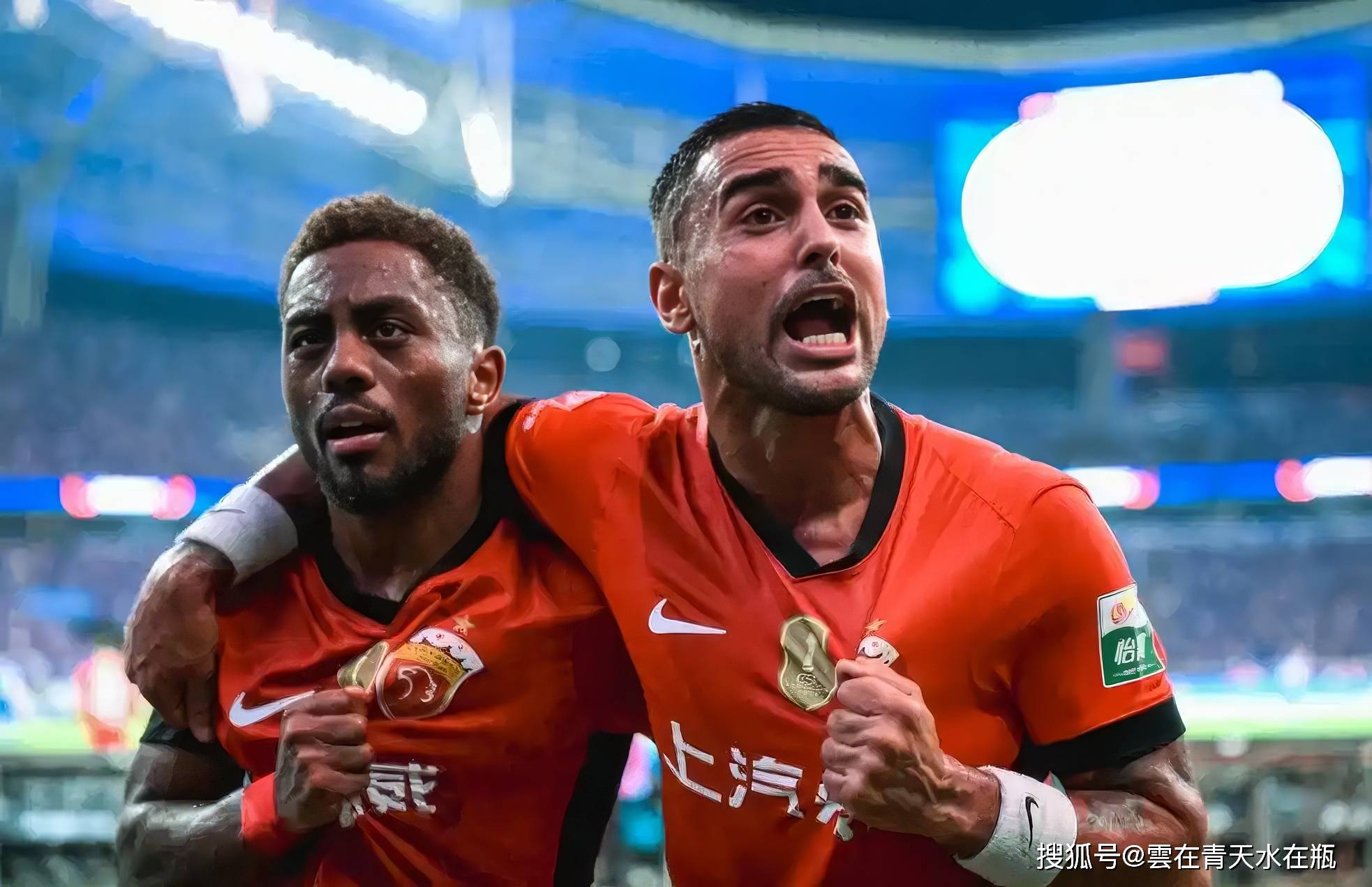 赛前体能课后，上海申花队长鼓劲备战全明星赛，引发热议，临场指挥获称赞的简单介绍